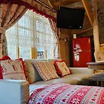 Goralskie Z Sauna I Jacuzzi * Koscielisko