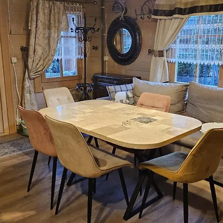 Góralskie Z Sauną I Jacuzzi Chalet *